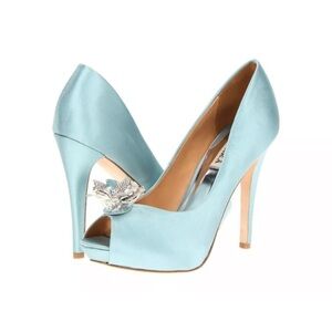 Badgley Mischka Peep Toe Platform Pumps Cleone High-Heel Bridal Blue Size 7.5